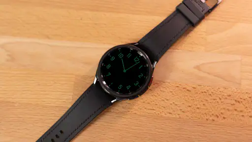 Velvora Watch Face screenshot